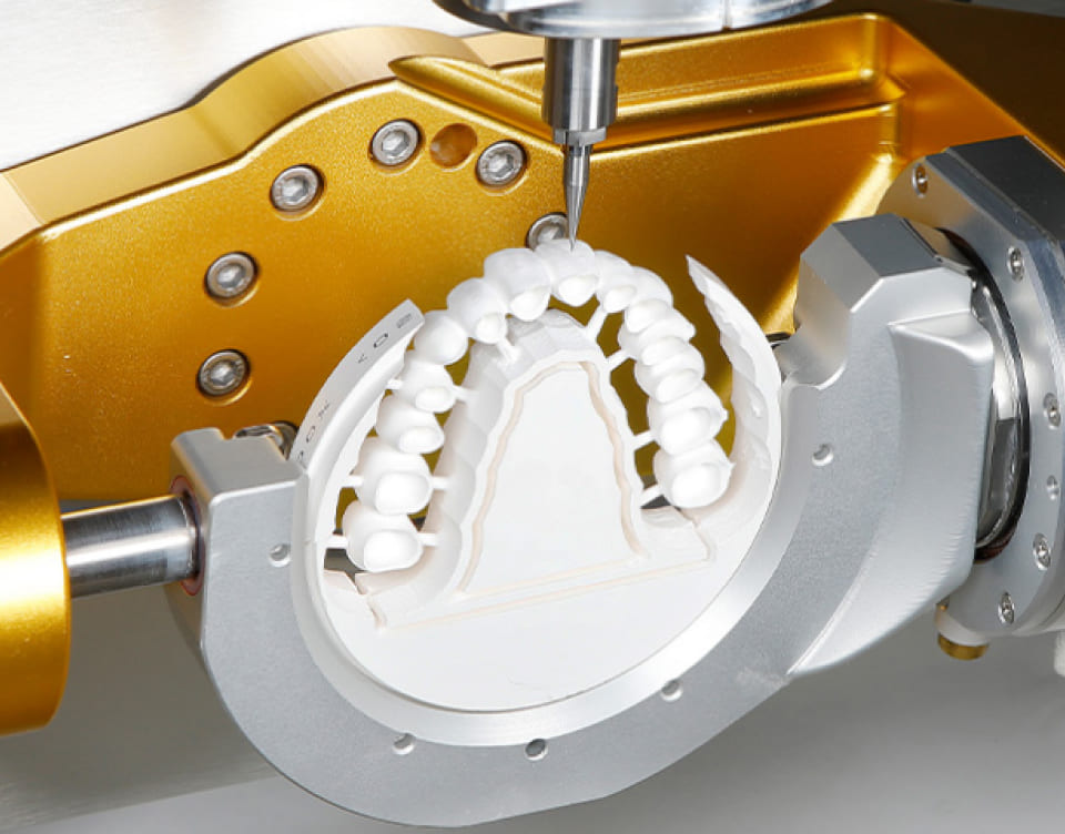 ザ・スクエア歯科 | 最先端装備 ミリングブロック High Quality Milling Block