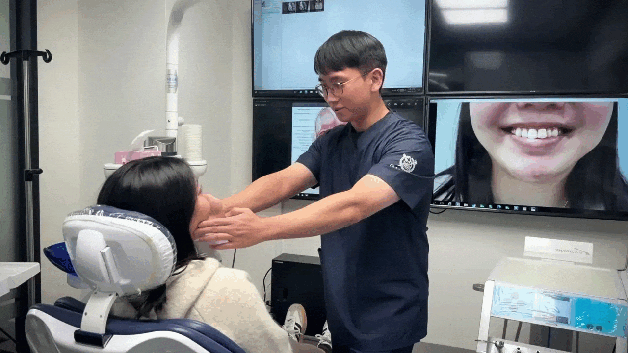 骨格･皮膚･筋肉までをも考慮した多層立体分析 | スマイルラインの分析